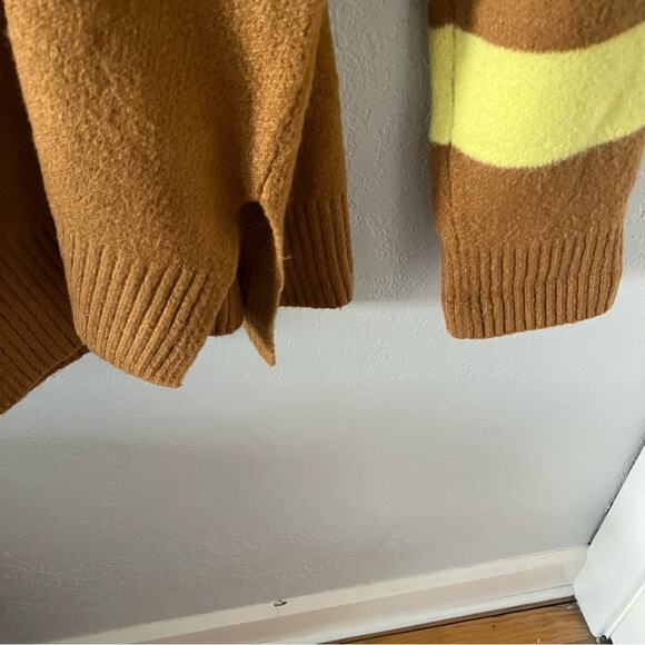 Current/Elliott The 79 V-Neck Tunic Sweater in Brown Sugar - Picture 10 of 10